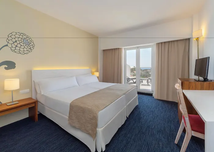 Alua Illa De Menorca 4*