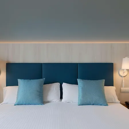 Alua Illa De Menorca Hotel S'Algar