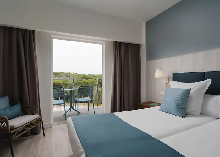 Alua Illa De Menorca 4* S'Algar