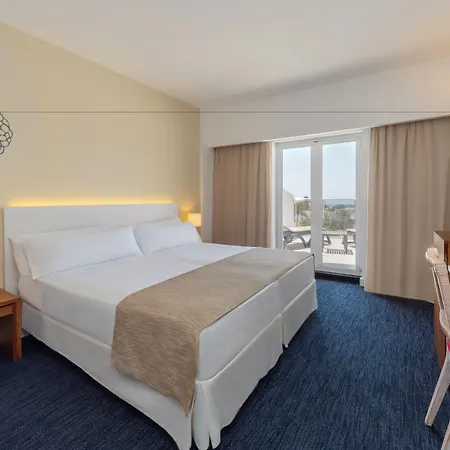 Alua Illa De Menorca 4*